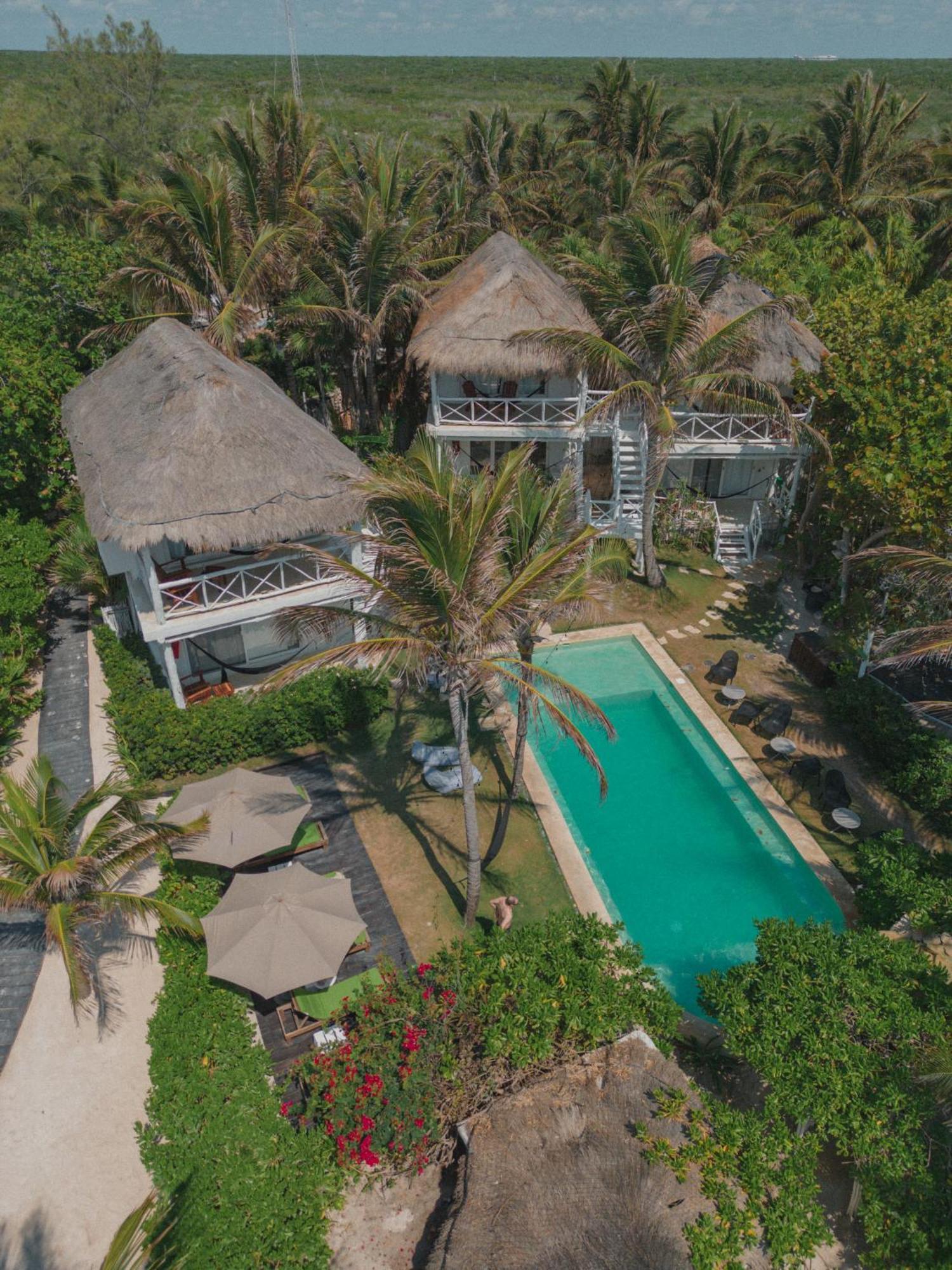Coco Unlimited Hotel Тулум Екстериор снимка